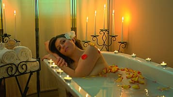 Body treatments, body scrubs, detox wraps, facials