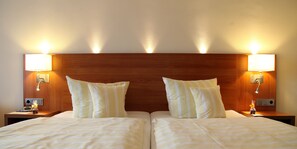 1 quarto, roupas de cama premium, escrivaninha