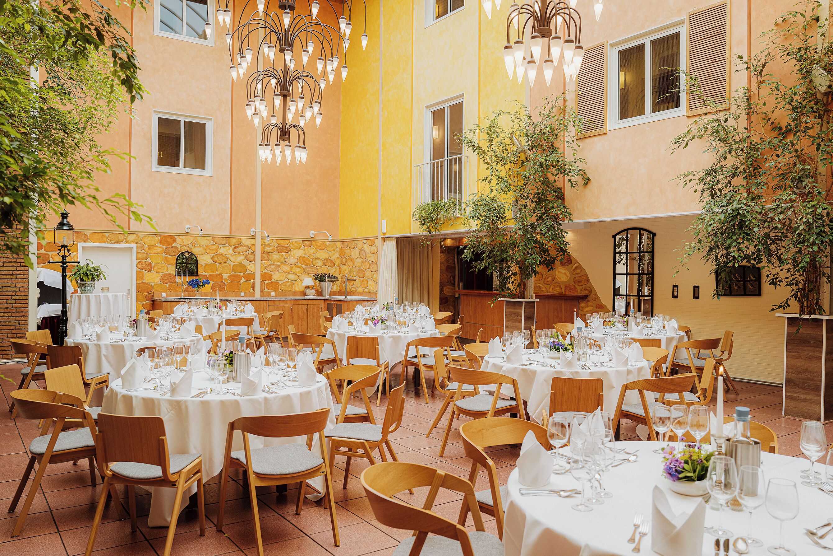 Banquet hall