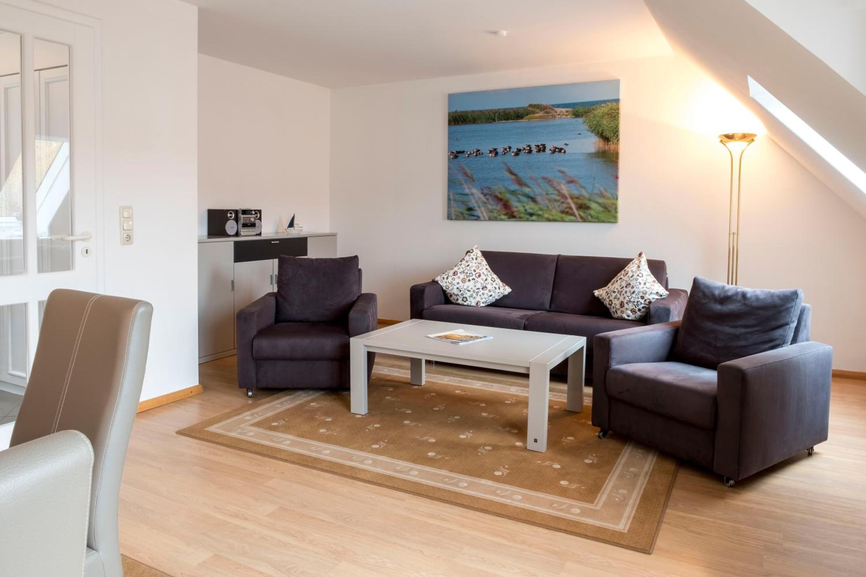 10-inch tv with cable channels