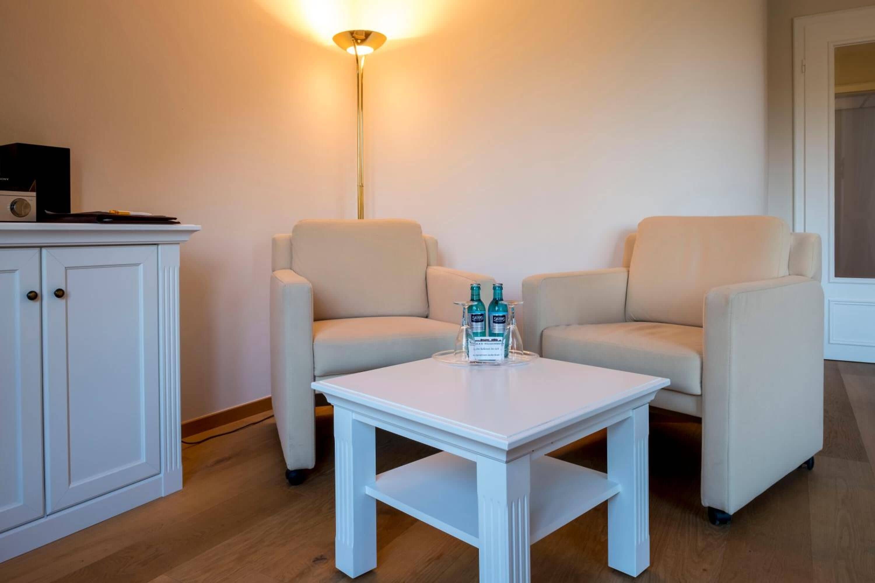 10-inch tv with cable channels