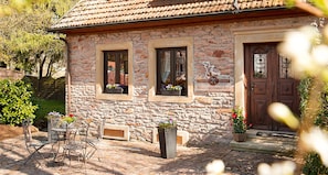 Sauna, body treatments, hot stone massages, body scrubs, facials