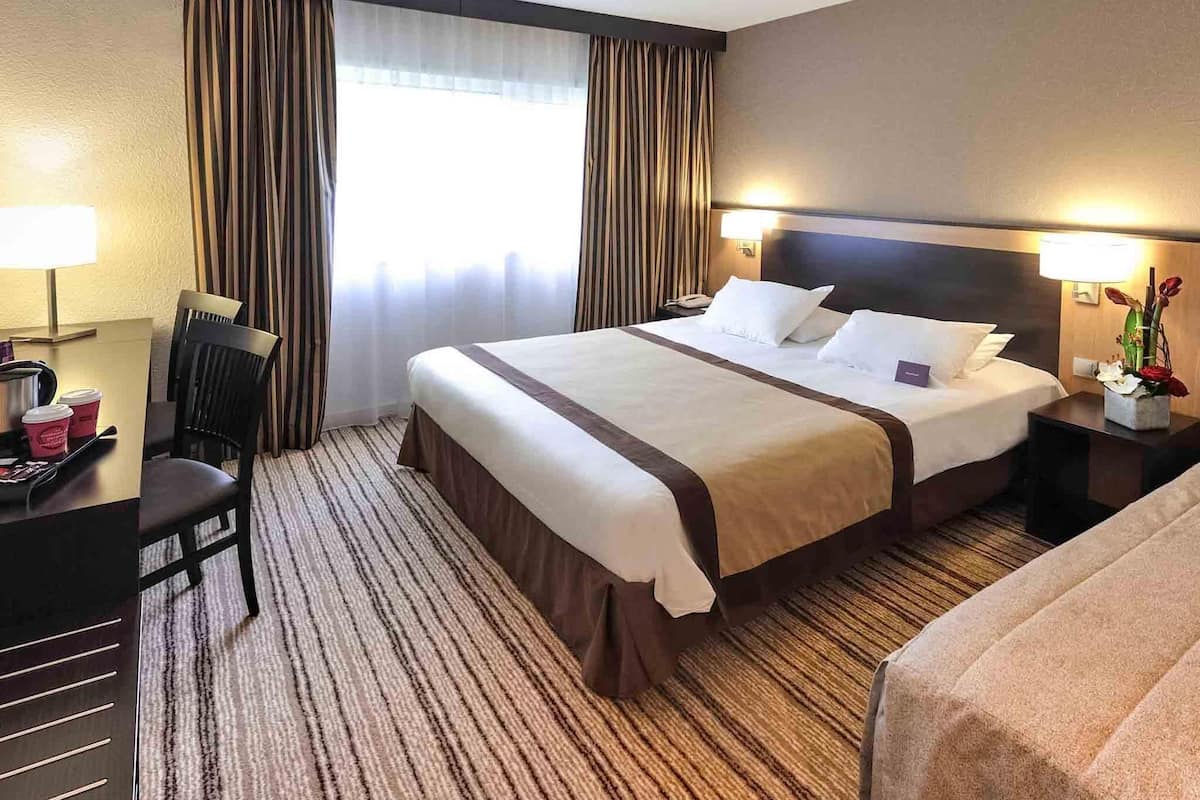 in-room safe, desk, blackout curtains, soundproofing