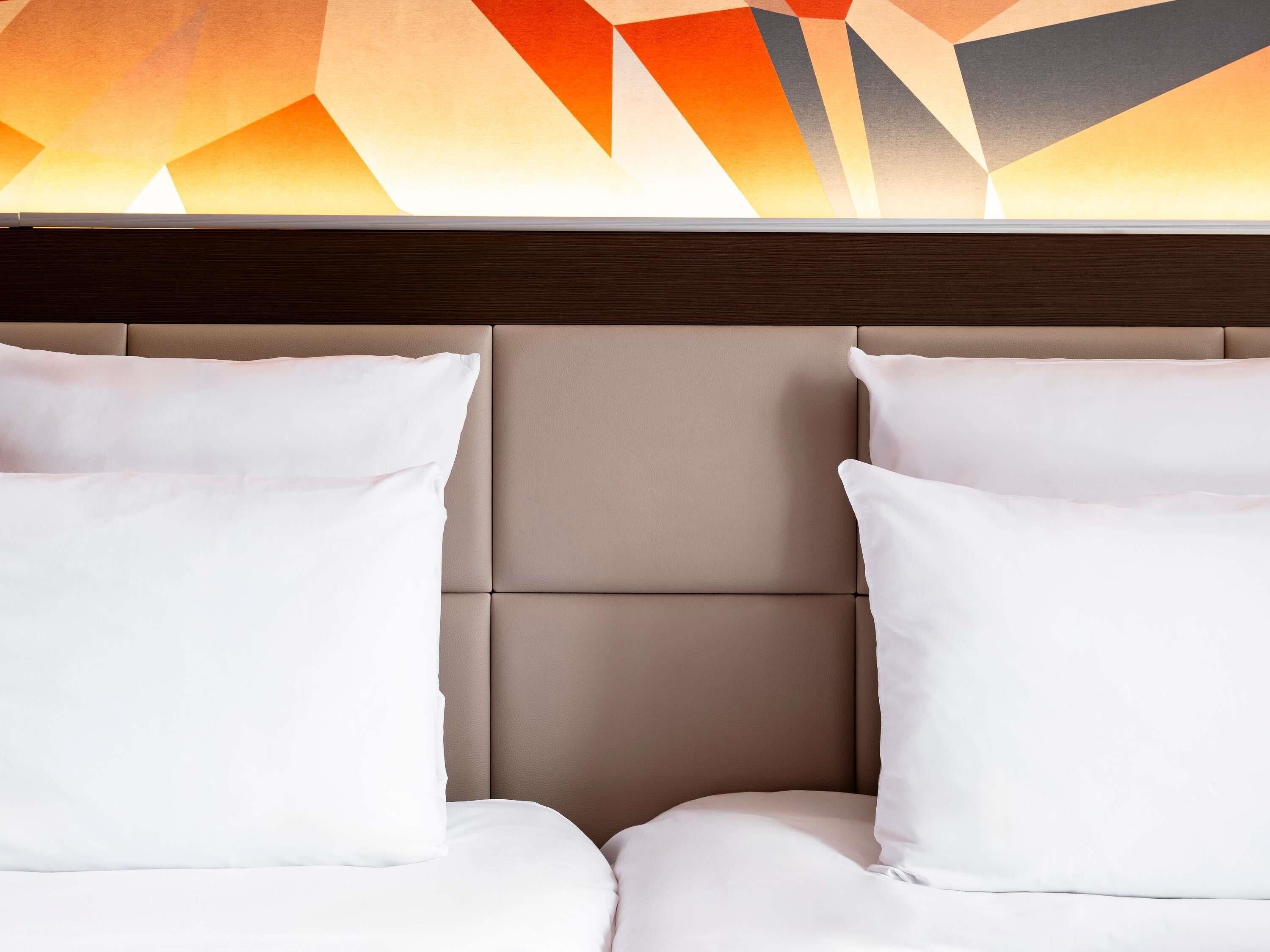 Habitación clásica con 2 camas individuales, 2 camas individuales | Escritorio, sistema de insonorización, tabla de planchar con plancha