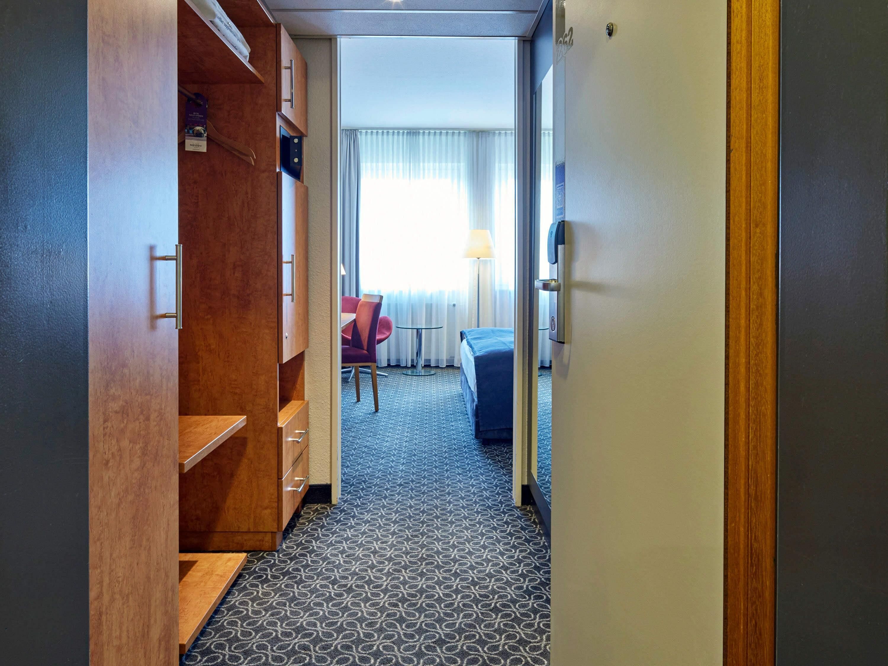 Chambre Standard, 1 très grand lit | Literie hypoallergénique, coffre-fort pour ordinateur portable, bureau