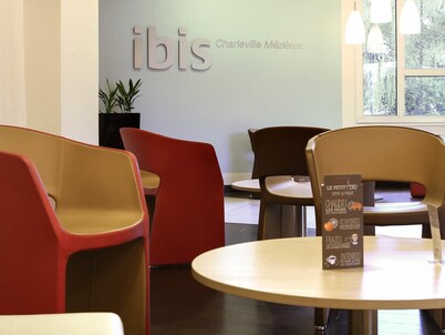 ibis Charleville-Mezières
