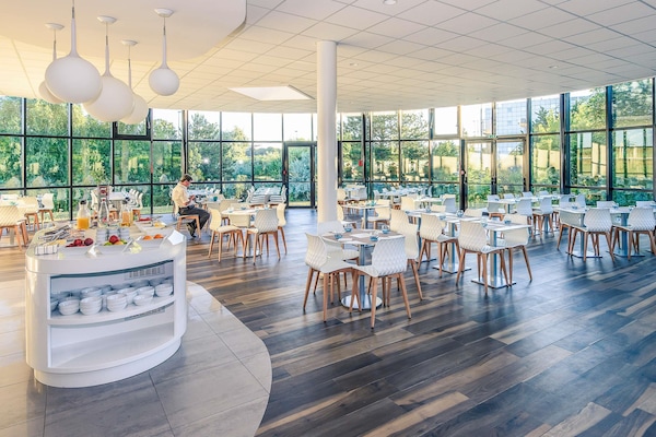 Frokostbuffé hver dag (EUR 17 per person)