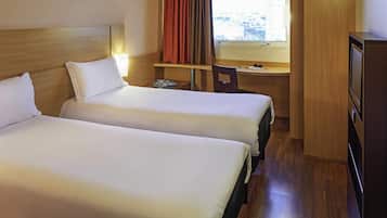 Premium bedding, minibar, desk, blackout curtains