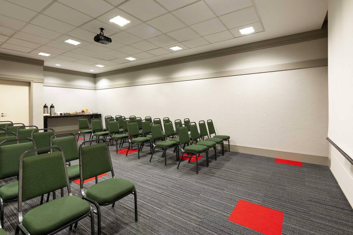 premium bedding, minibar, desk, blackout curtains