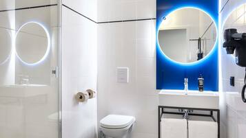 KAI room by ibis - with one large bed for 1 or 2 people | 1 bedroom, in-room safe, desk, laptop workspace