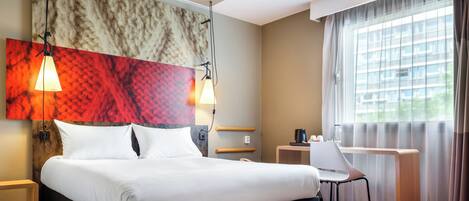 Kamar, 1 Tempat Tidur Double | 1 kamar tidur, brankas, meja kerja, dan ruang kerja ramah laptop