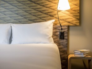 Standard Double Room, 1 Double Bed | Premium bedding, desk, blackout drapes, soundproofing - ibis Geneve Aeroport (Meyrin)
