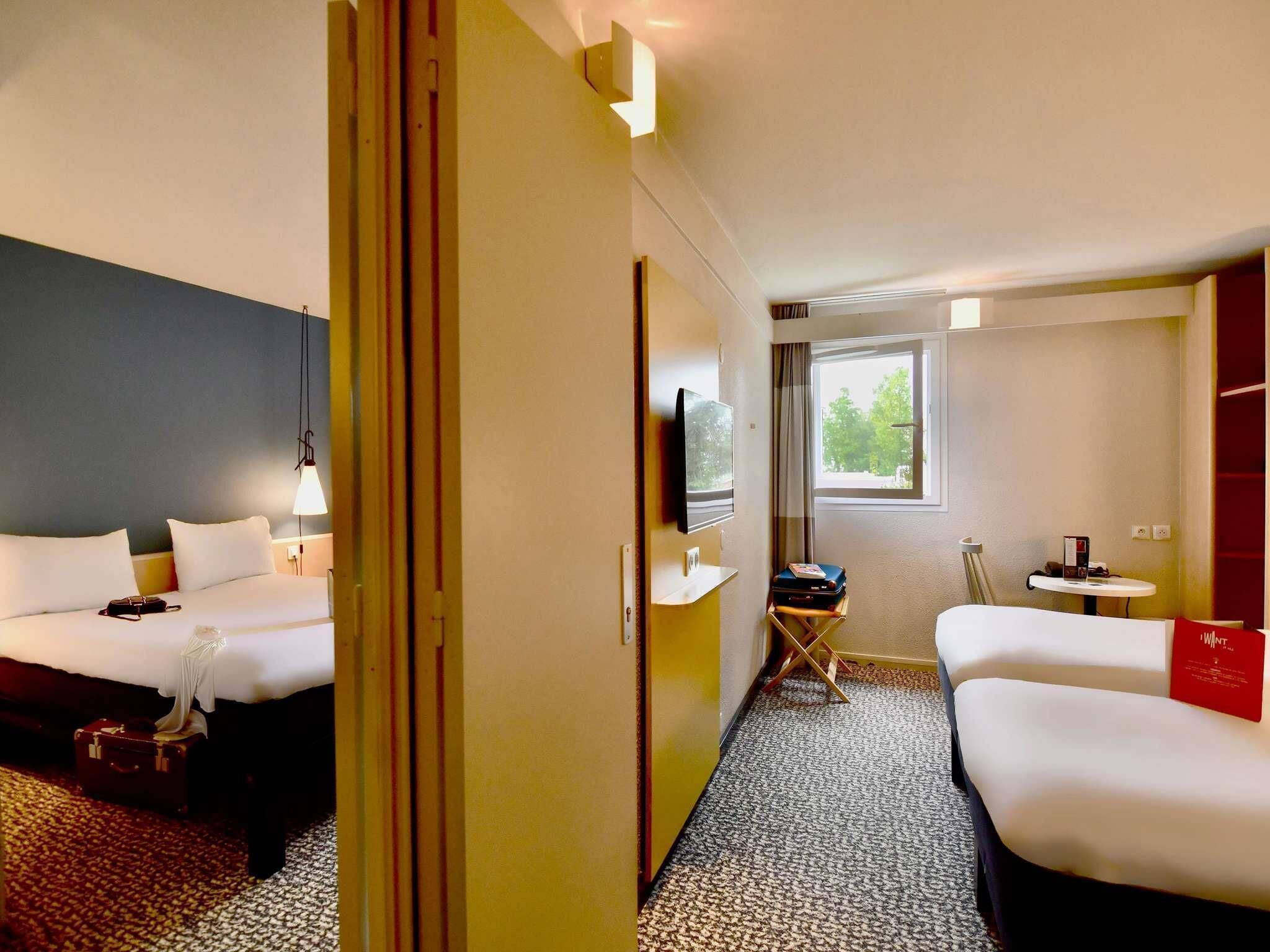 Room, 2 Double Beds, Connecting Rooms | Premium bedding, pillow-top beds, desk, laptop workspace