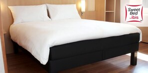 Double Room | Bathroom | Shower, hair dryer, towels