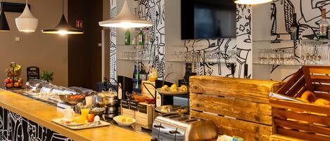 Desk, blackout curtains, free cots/infant beds, free WiFi