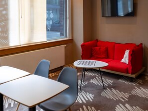 Unclassified image, 3 of 61, button - B&B Hotel Fulda-hbf (Fulda)