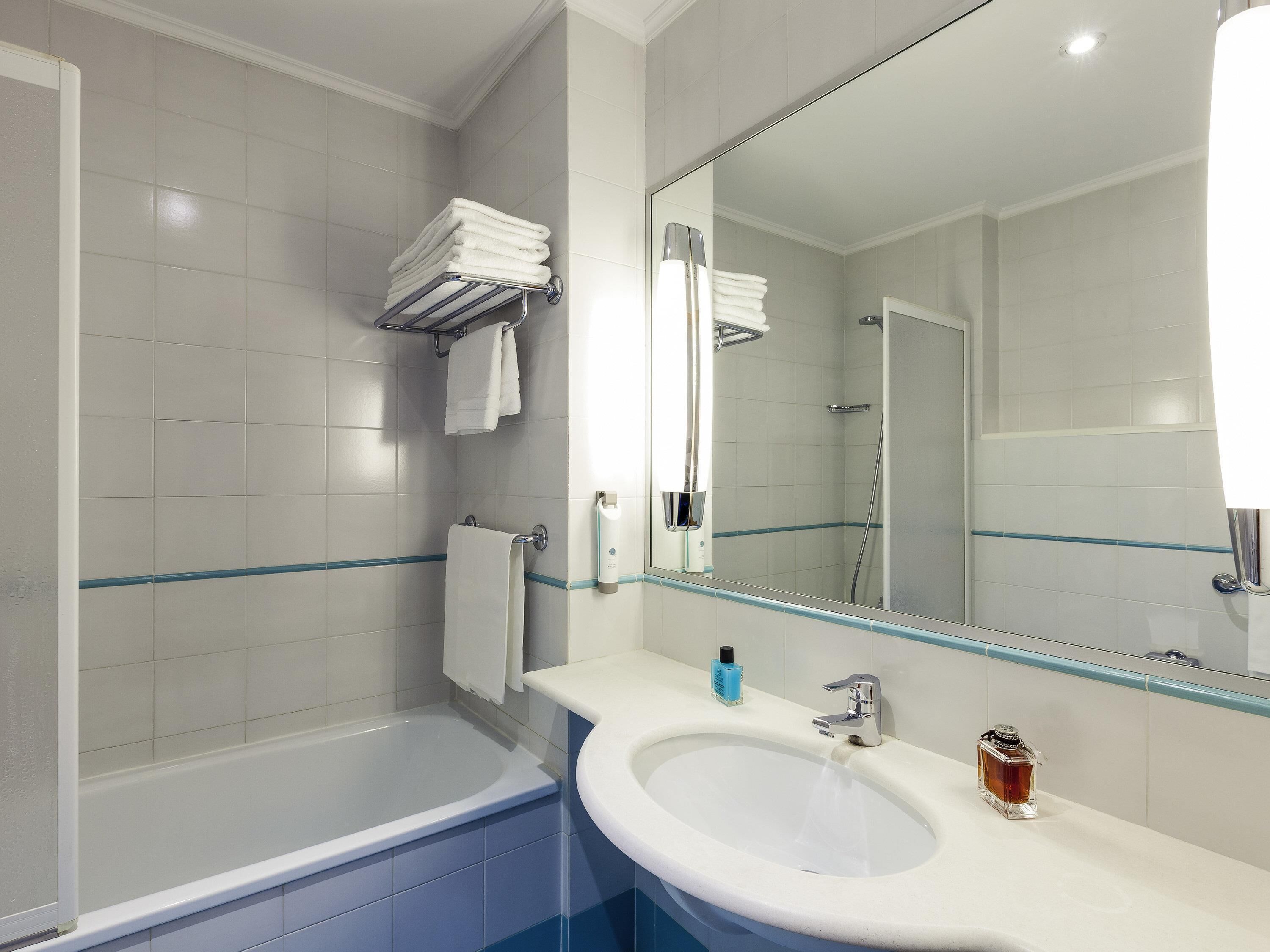 in-room safe, blackout curtains, soundproofing, free wifi