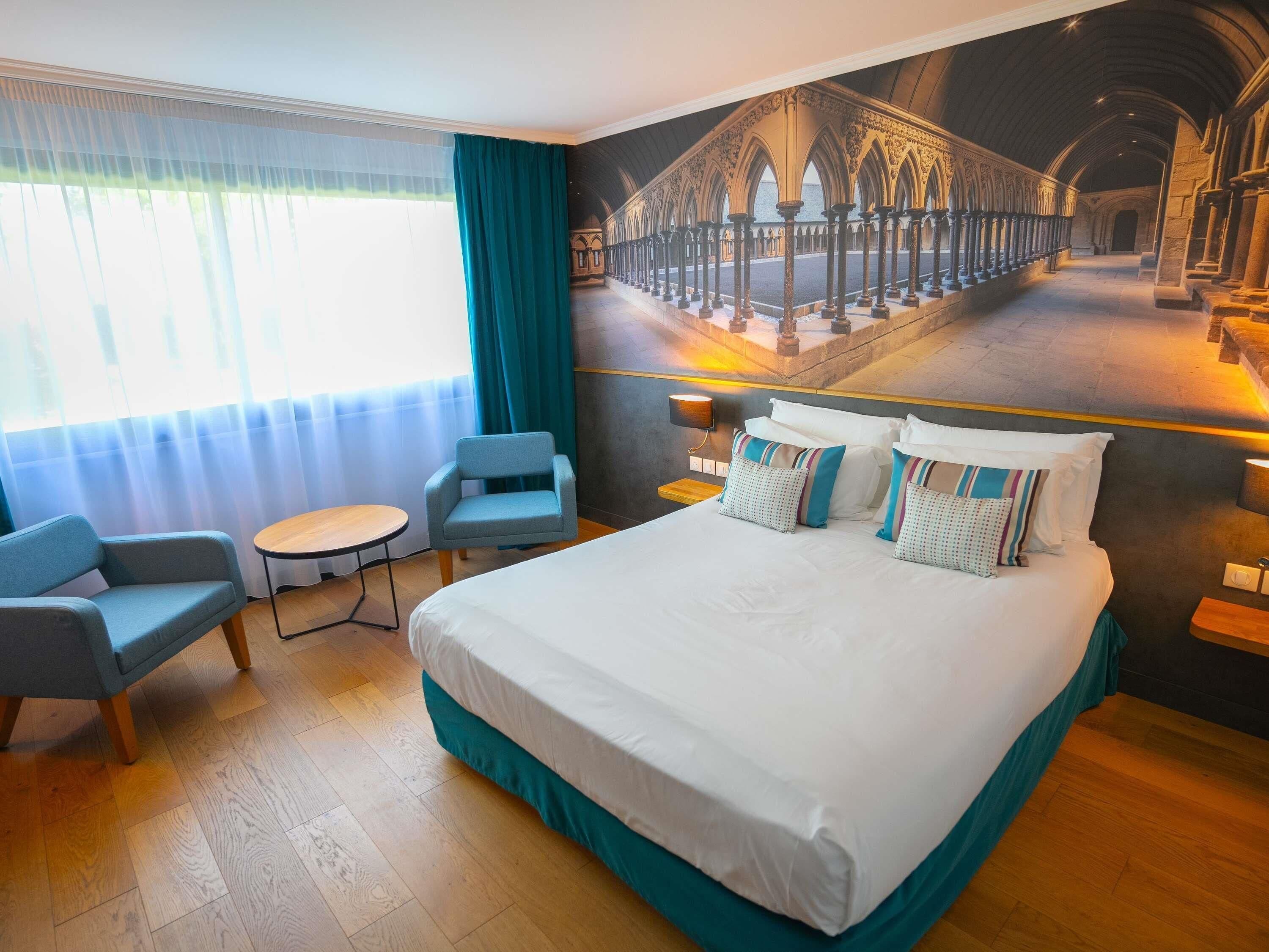 Habitación estándar doble, 1 cama doble | Minibar, escritorio, cortinas opacas y sistema de insonorización