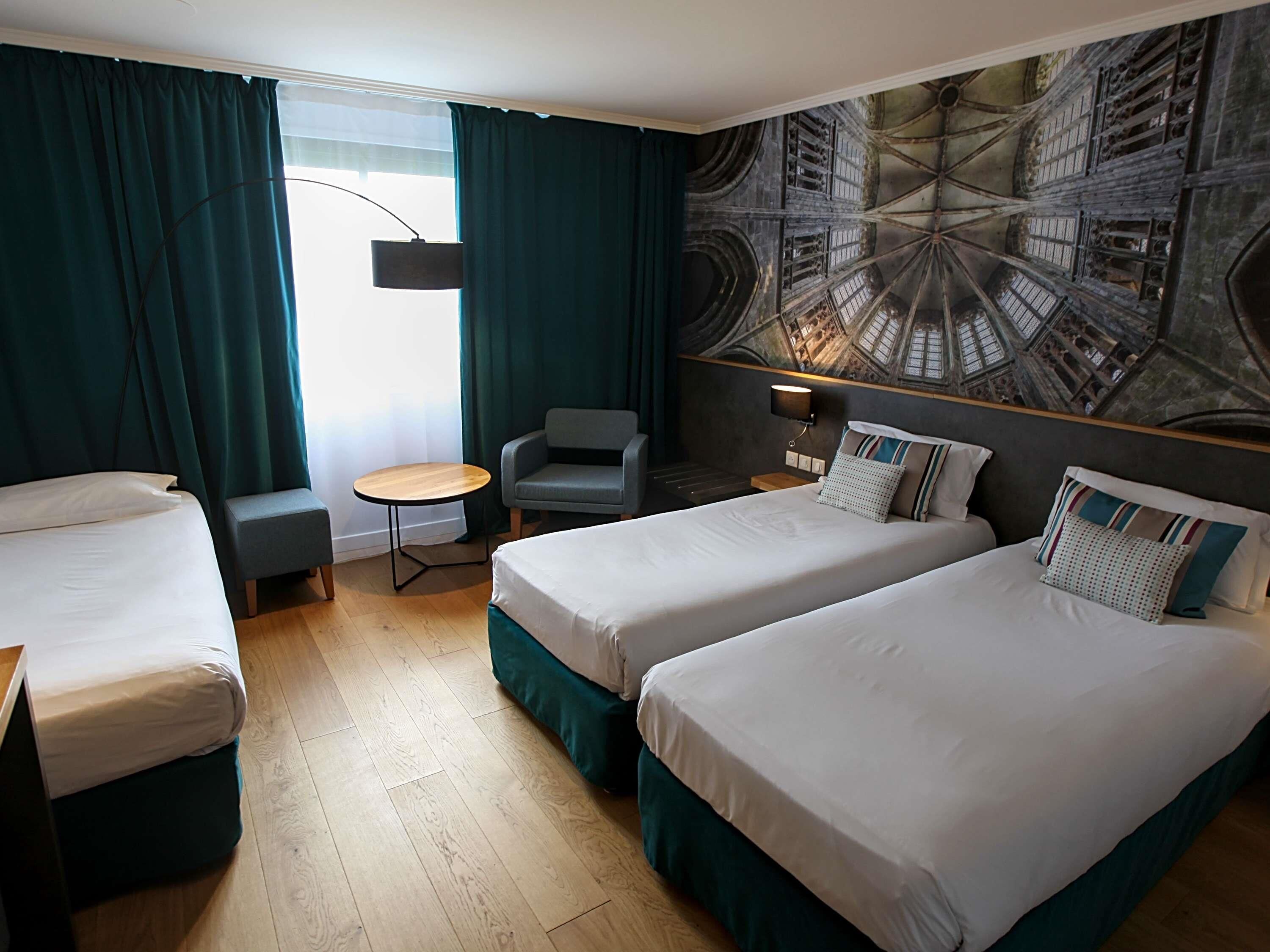 Standard Room, 3 Single Beds