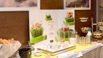 Daily buffet breakfast (EUR 19 per person)