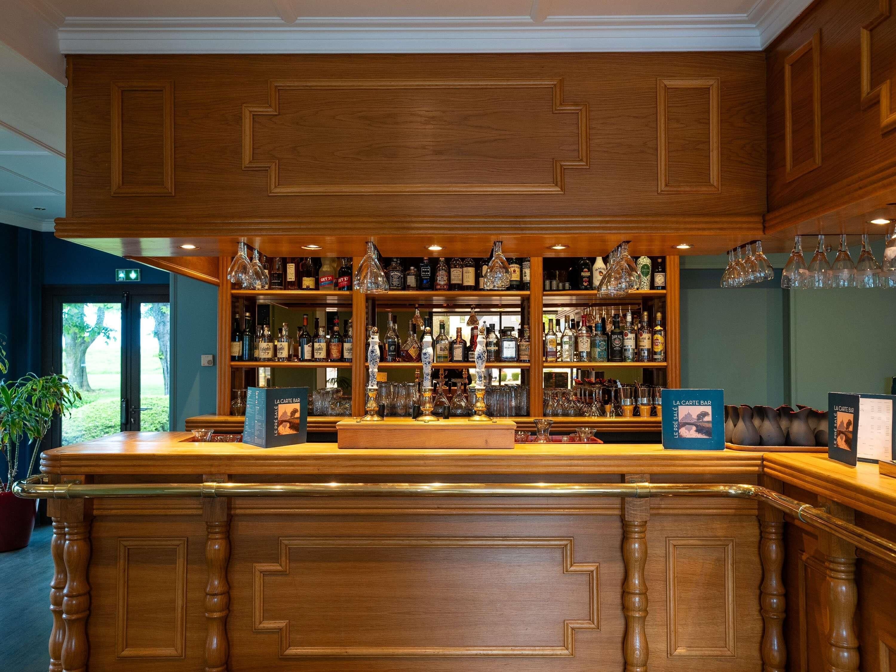 Bar (en el alojamiento)