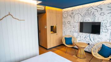 Standard Double Room, 1 Double Bed | Minibar, desk, blackout curtains, soundproofing