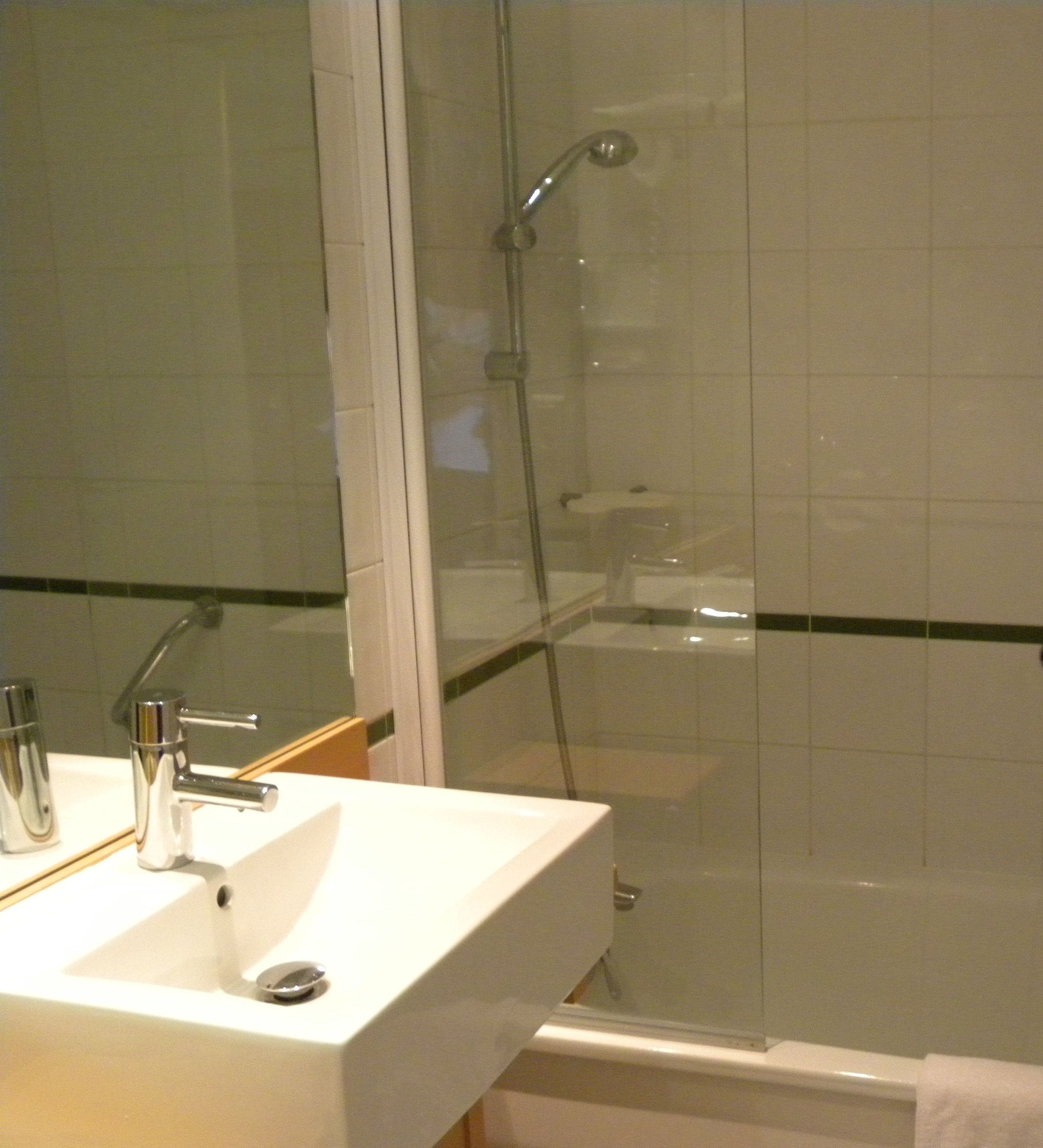 Photo - Logis Hotel Restaurant Uzès Pont du Gard