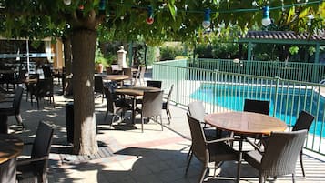 Frühstück, Mittagessen, Abendessen, französische Küche