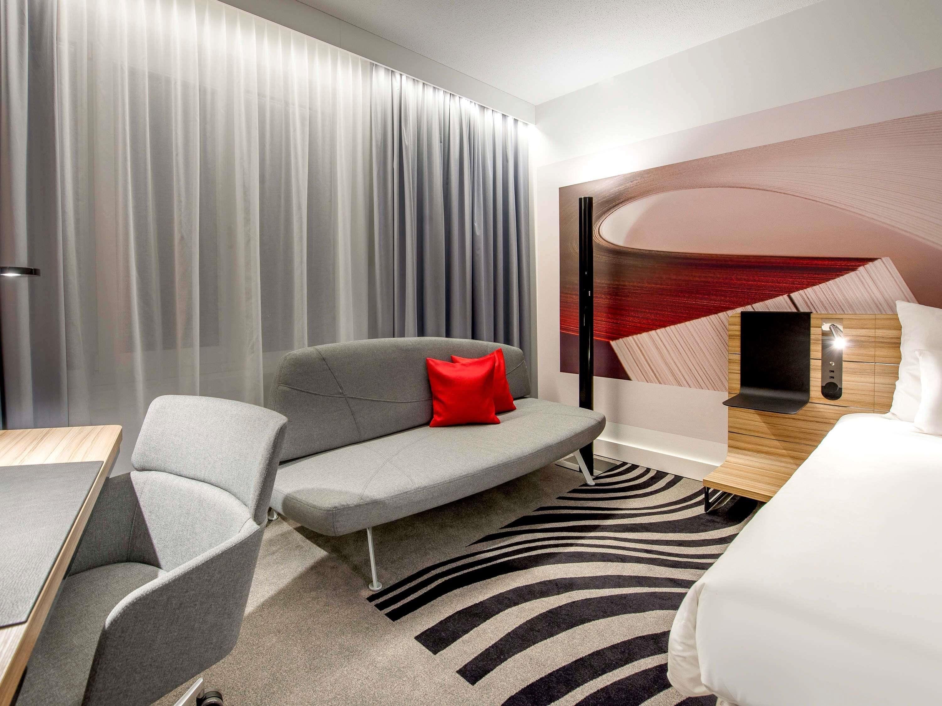 Superior Room, 1 Queen Bed with Sofa bed | Hypo-allergenic bedding, minibar, in-room safe, desk
