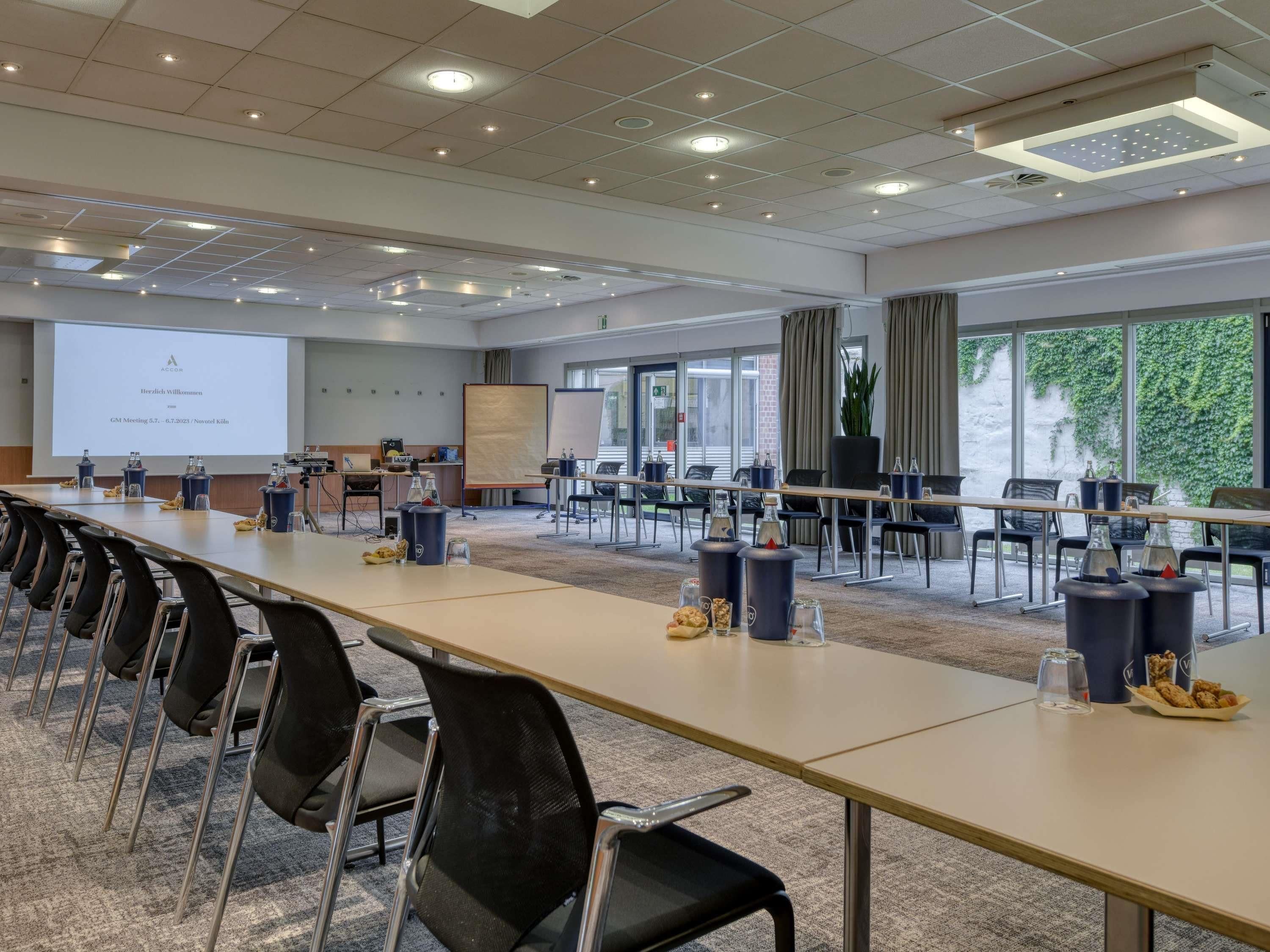 Meeting facility