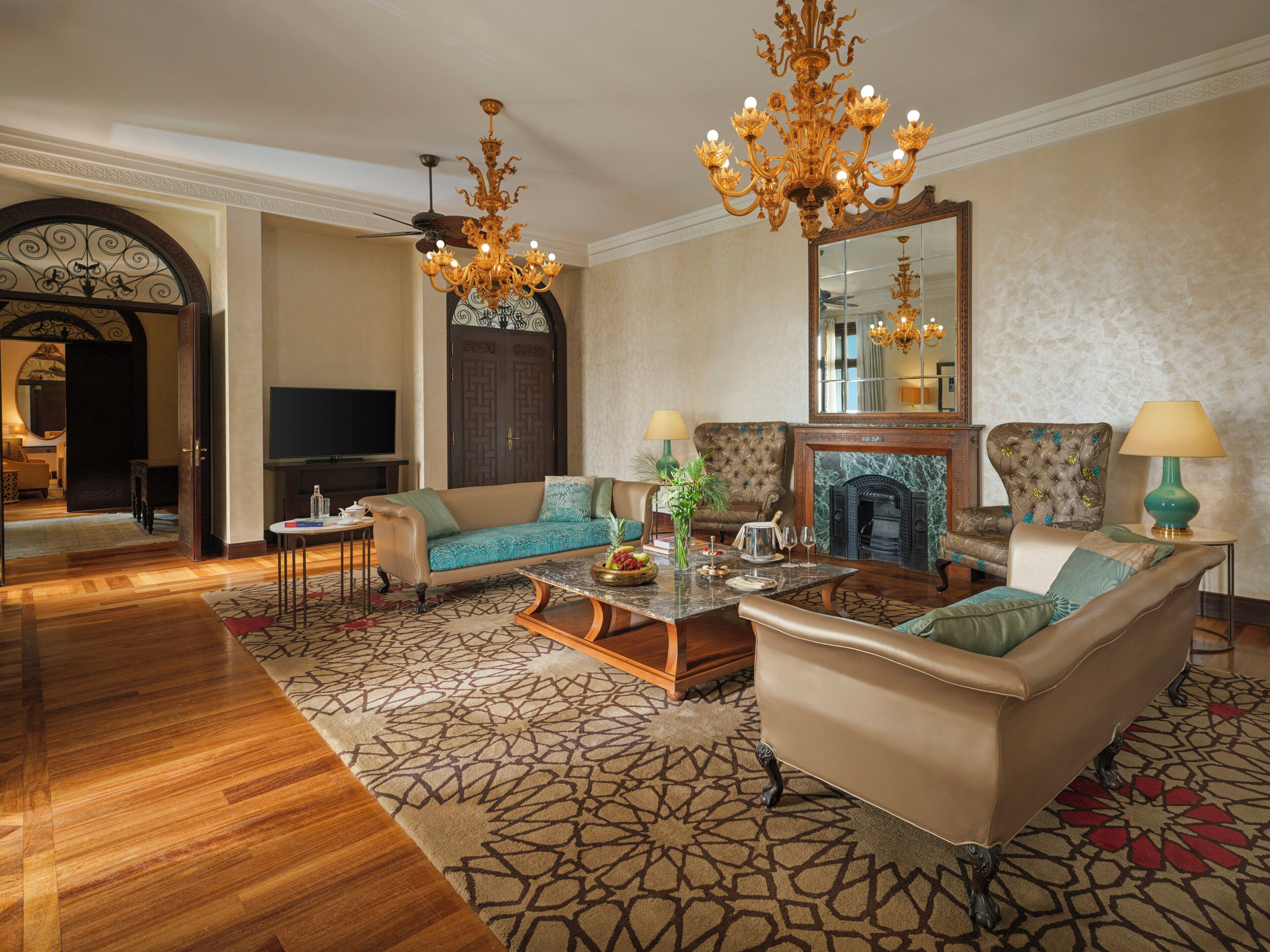 Suite (Agatha Christie, Nile View) | Living room | LCD TV