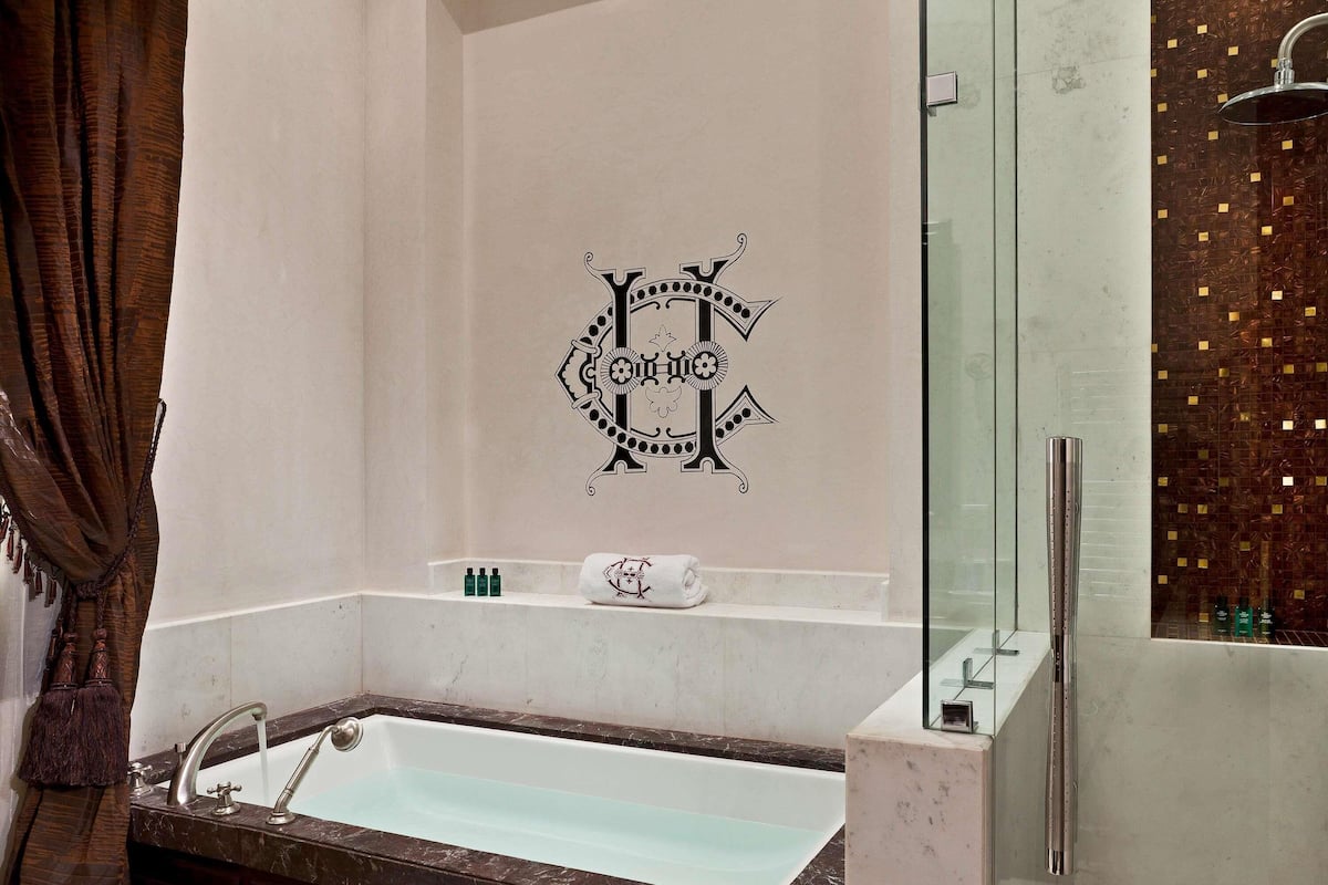 1 habitación, sábanas de algodón egipcio y ropa de cama de alta calidad