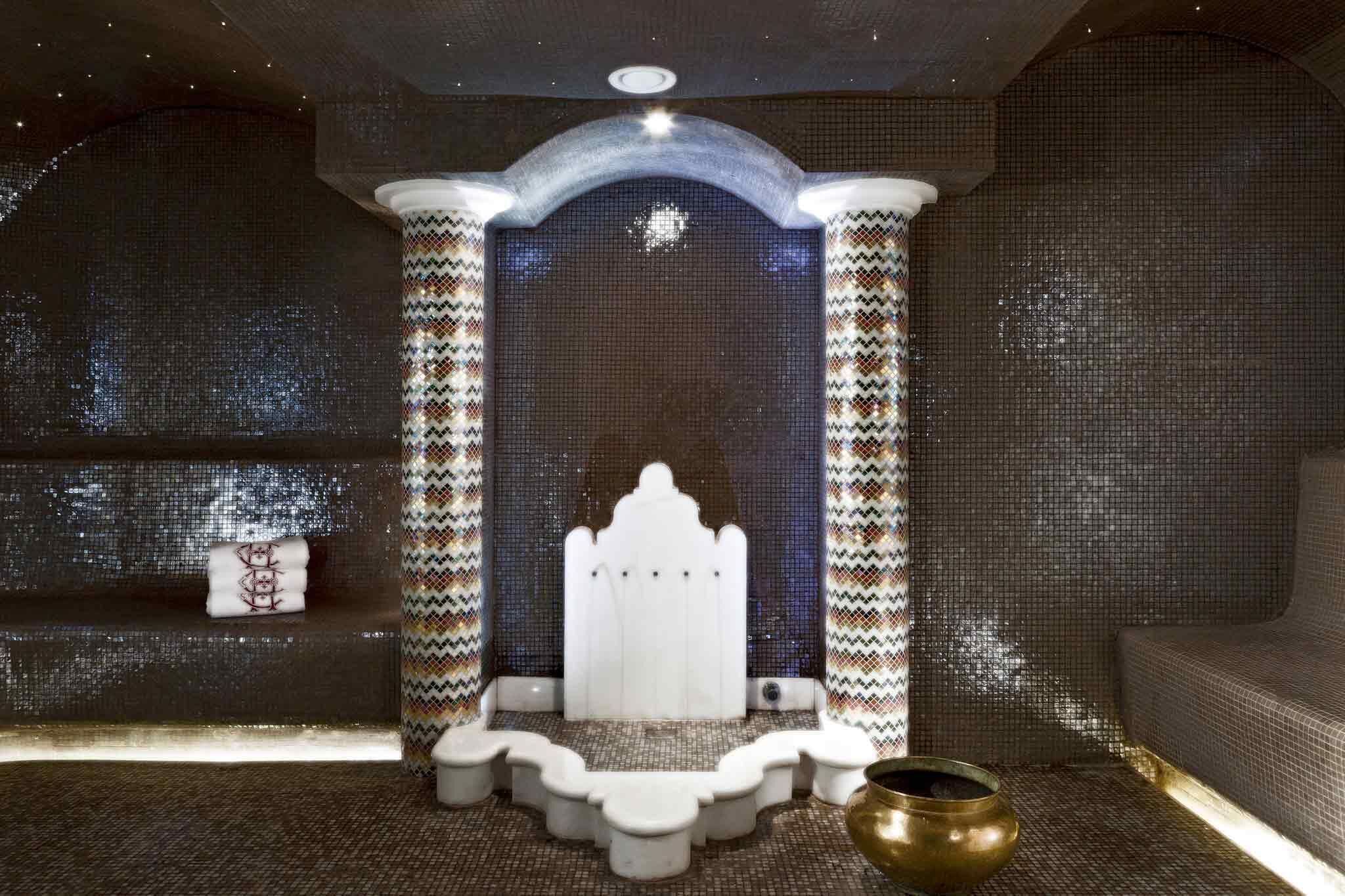 Couples treatment rooms, steam room, Turkish bath, body treatments