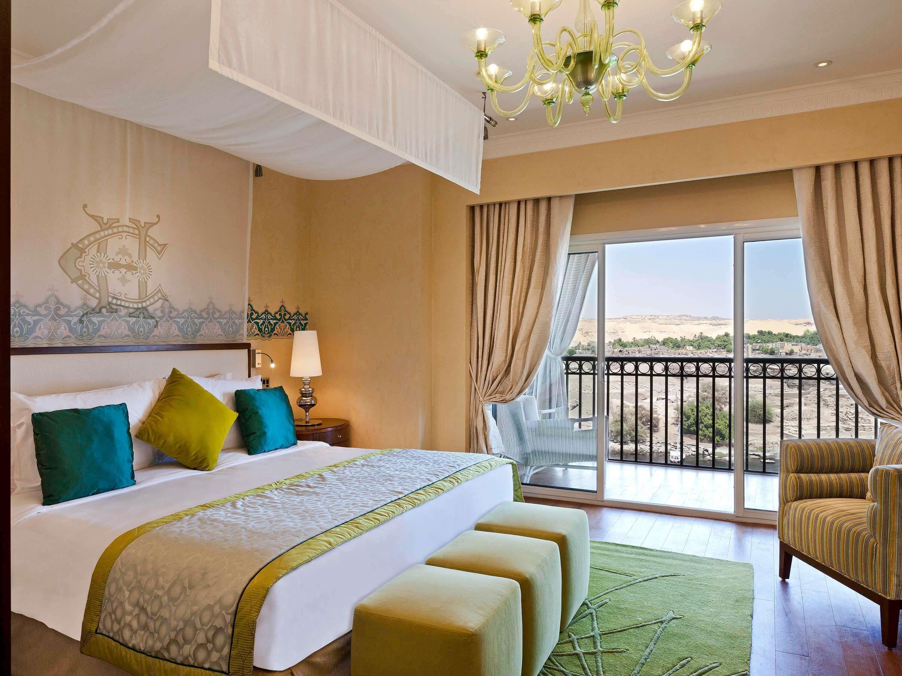 OPERA SUITE, 1 king-size bed, terrace, Nile View | Egyptiska bomullslakan och sängtillbehör av högsta kvalitet