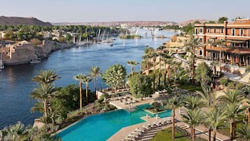 PRESTIGE SUITE, 1 King size bed, Terrace, Nile View | Egyptian cotton sheets, premium bedding, pillowtop beds, minibar