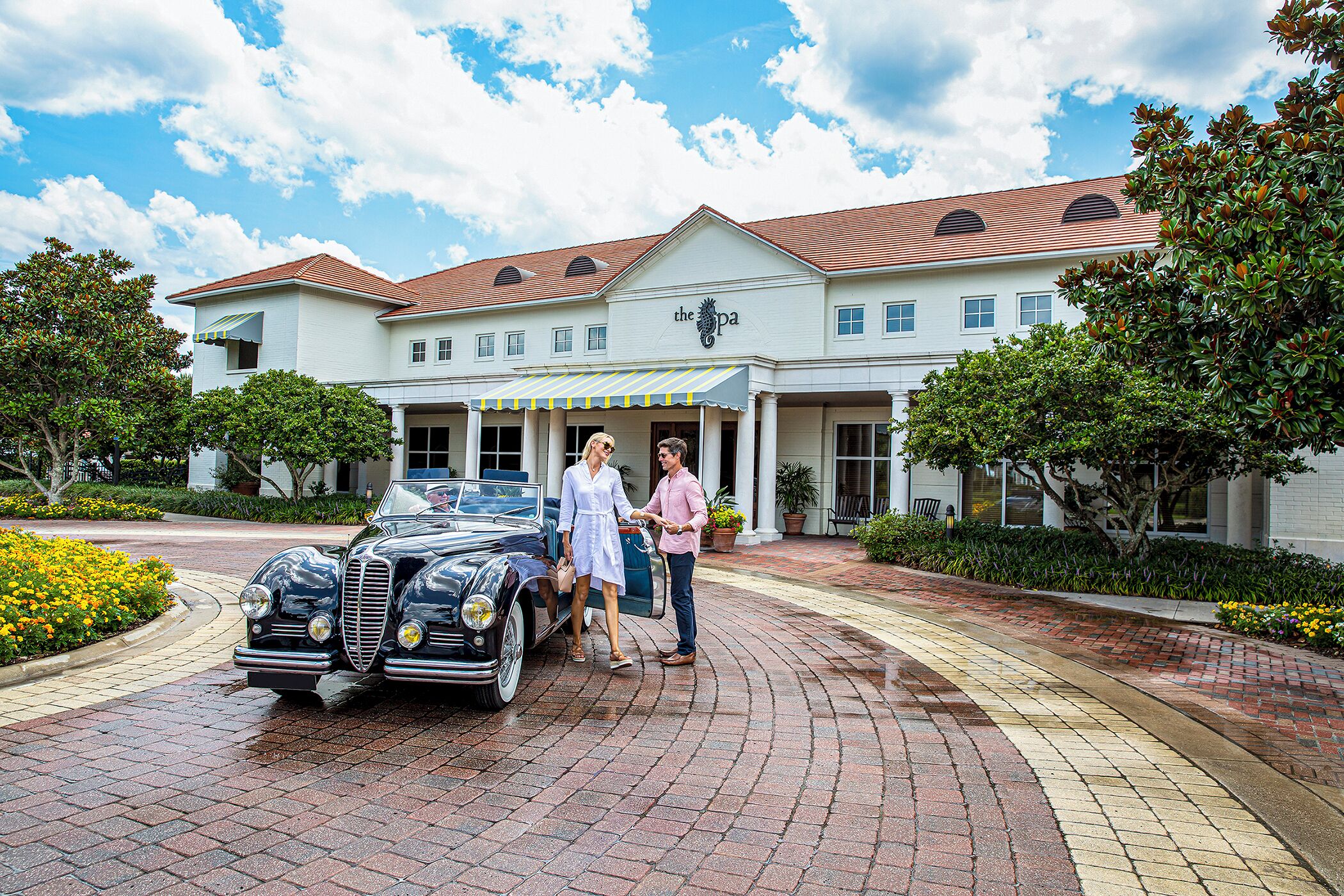 couples treatment room(s), sauna, hot tub, steam room, body treatments