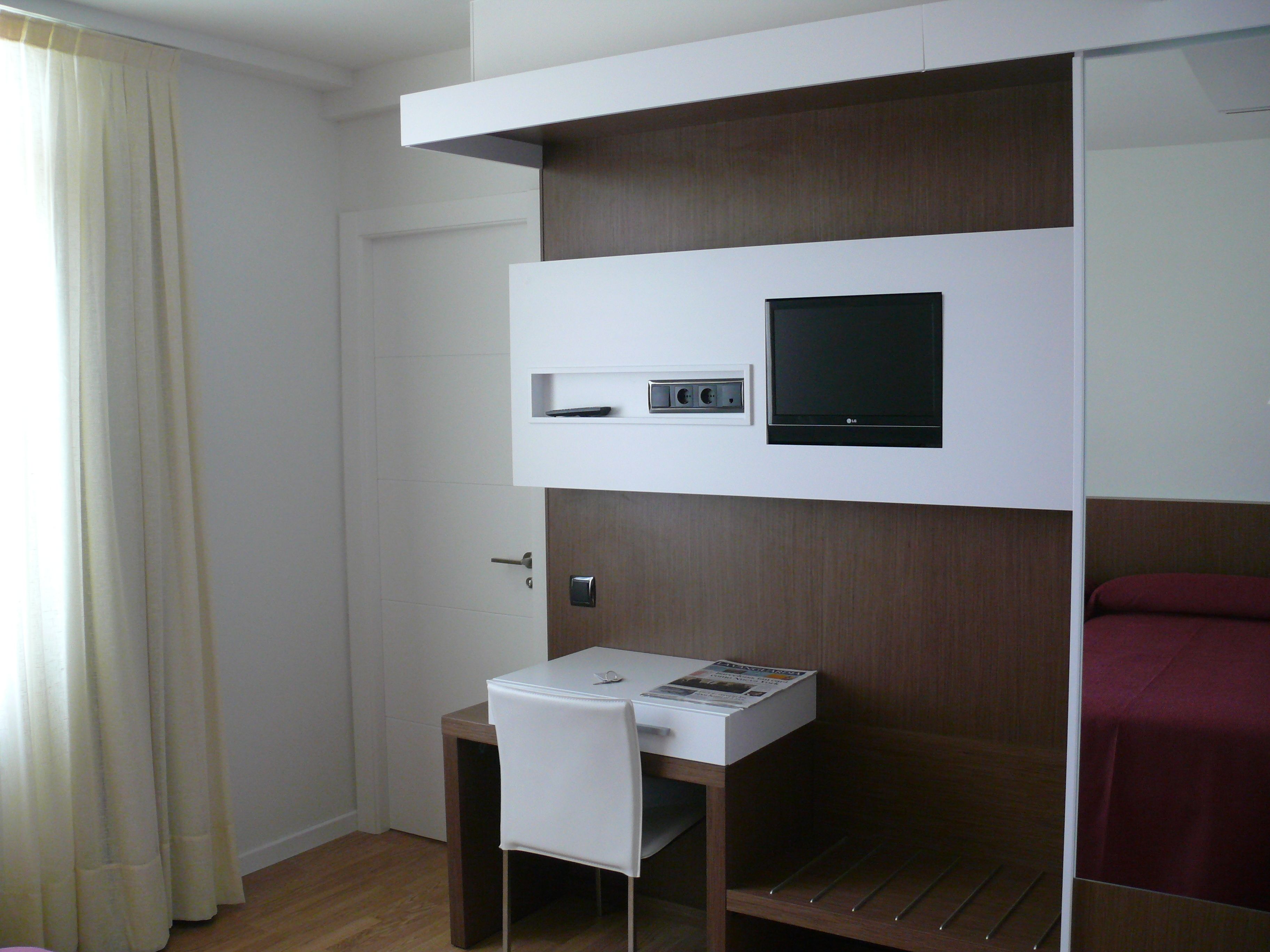 triple room | 1 bedroom, in-room safe, desk, soundproofing