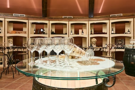 Bodega de vino. Silken Villa de Laguardia