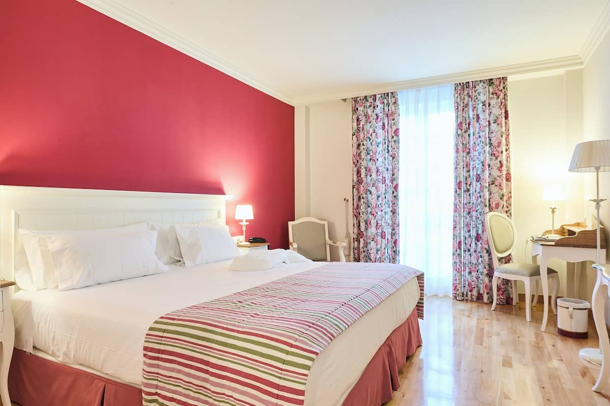 1 Schlafzimmer, Minibar, Zimmersafe, individuell dekoriert