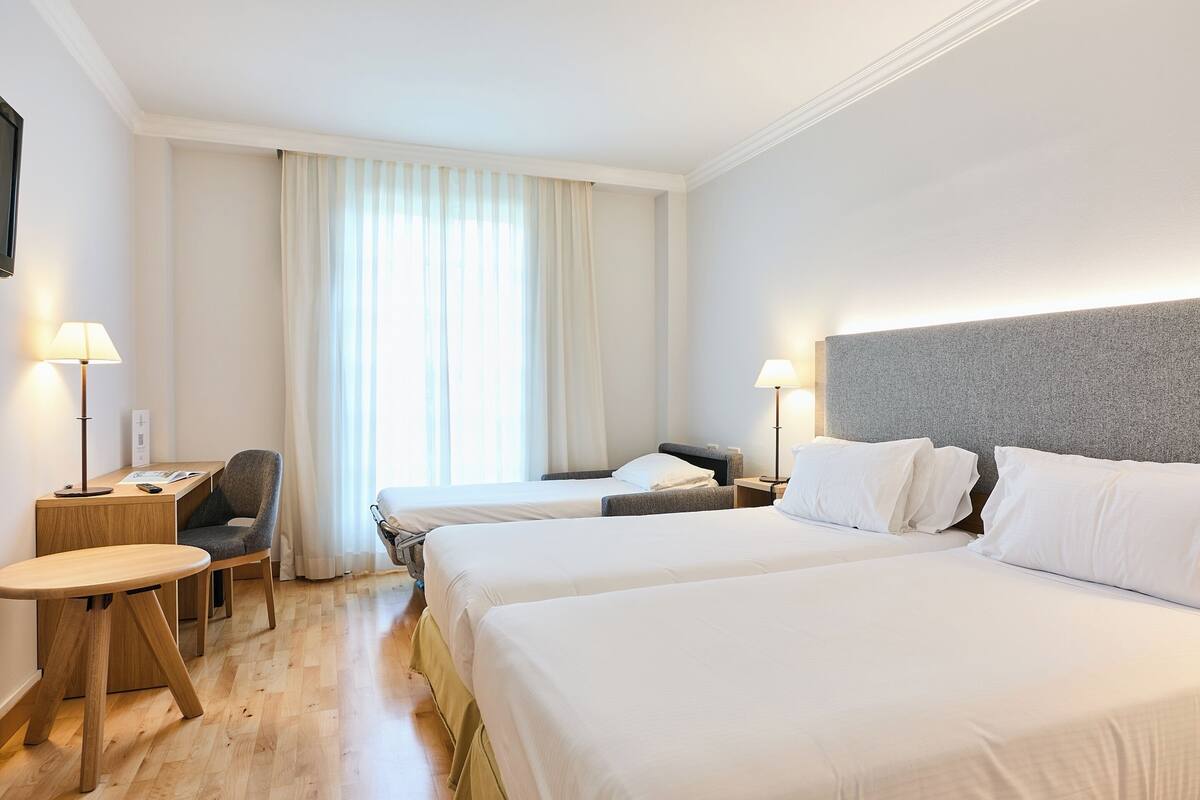 1 Schlafzimmer, Minibar, Zimmersafe, individuell dekoriert