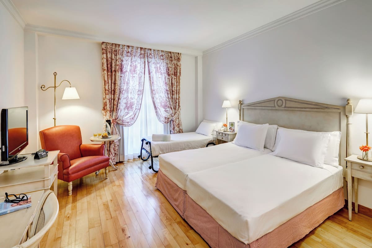 1 Schlafzimmer, Minibar, Zimmersafe, individuell dekoriert