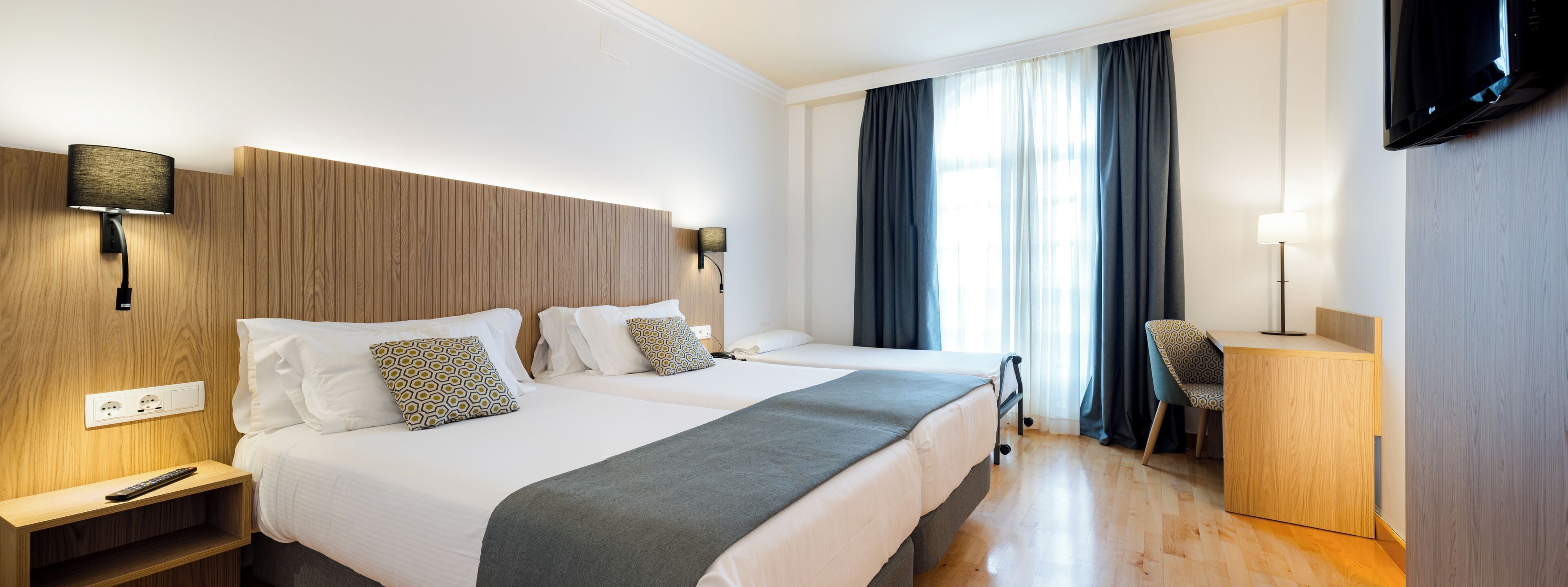 1 habitación, minibar y caja de seguridad en la habitación 