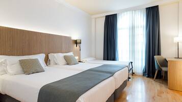 1 habitación, minibar y caja de seguridad en la habitación