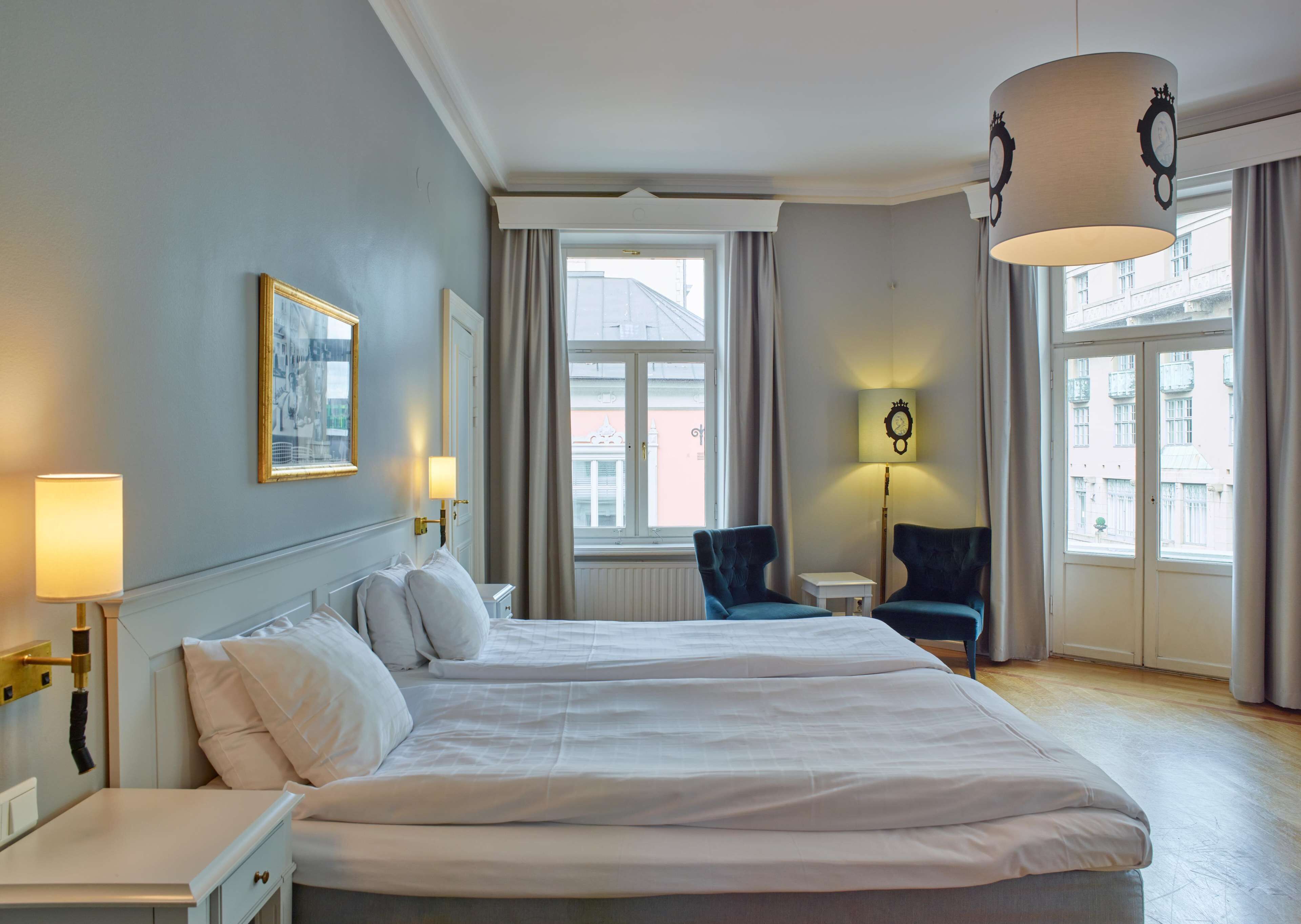 family room (superior) | desk, blackout curtains, iron/ironing board, free wifi