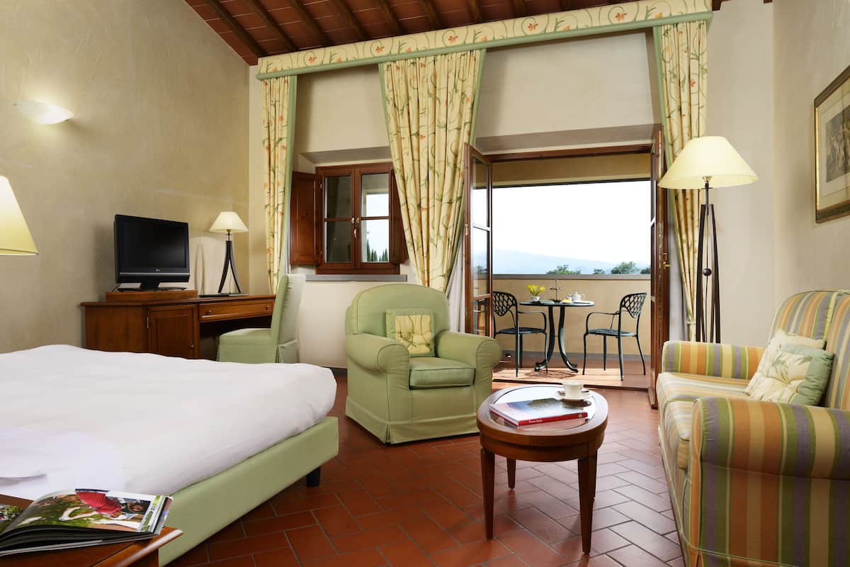 Ropa de cama de alta calidad y minibar