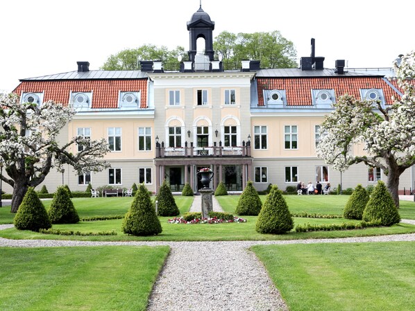 Garden - Södertuna Slott (Gnesta)