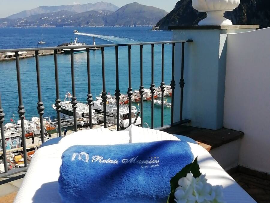 Salas para tratamentos a dois, manicure e pedicure, massagens