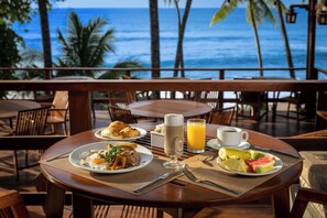 Petit déjeuner continental compris tous les jours