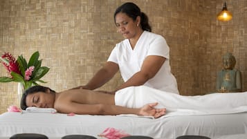 Couples treatment rooms, body treatments, aromatherapy