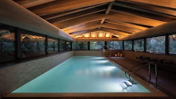 Parihoitohuone(ita), sauna, poreallas, turkkilainen sauna